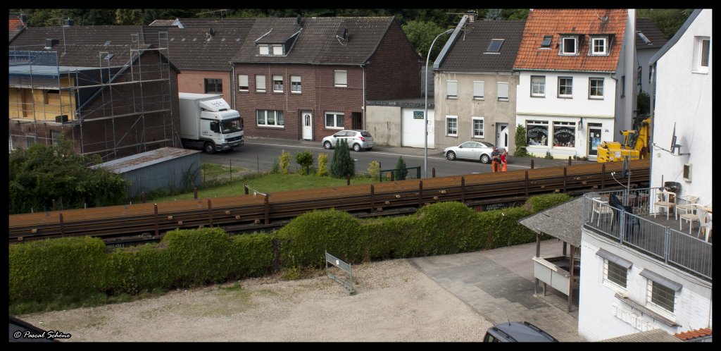 Hier eins der Veranschauungsbilder der Gleisarbeiten fr die Wiedererffnung der KBS 456 Lindern - Heinsberg auch  Wurmtalbahn  genannt.

03.07.12 10:28 Uhr

