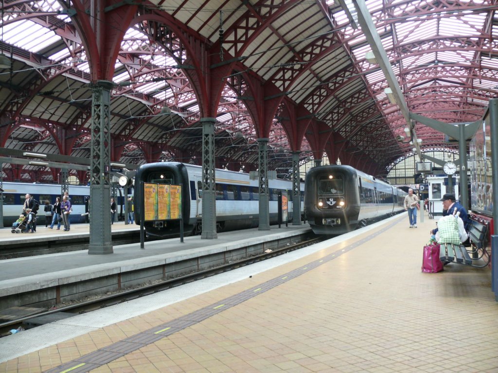 Hier eine Guminase der Schwedischen Staatsbahn. Dieser Zug fhrt von Kopenhagen nach Gteborg. 1.6.10 