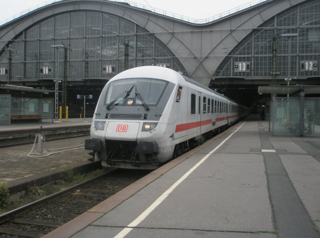 Hier IC2036 von Leipzig Hbf. nach Norddeich Mole, bei der Ausfahrt am 14.5.2010 aus Leipzig Hbf.