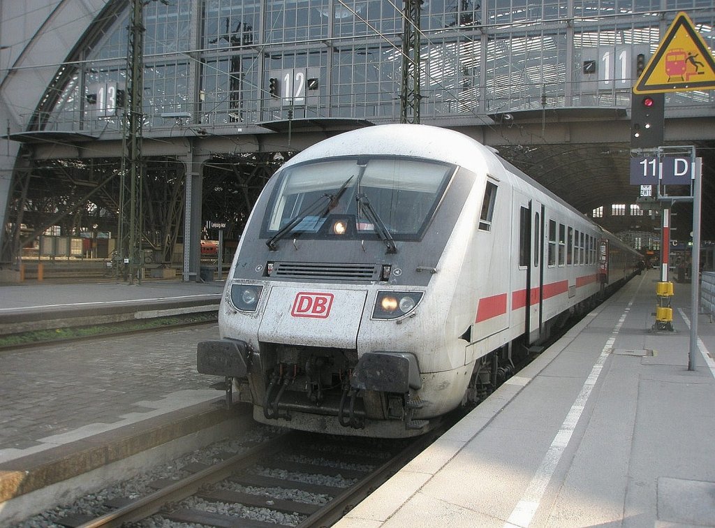 Hier IC2209 von Leipzig Hbf. nach Mnchen Hbf., dieser Zug stand am 22.4.2011 in Leipzig Hbf.