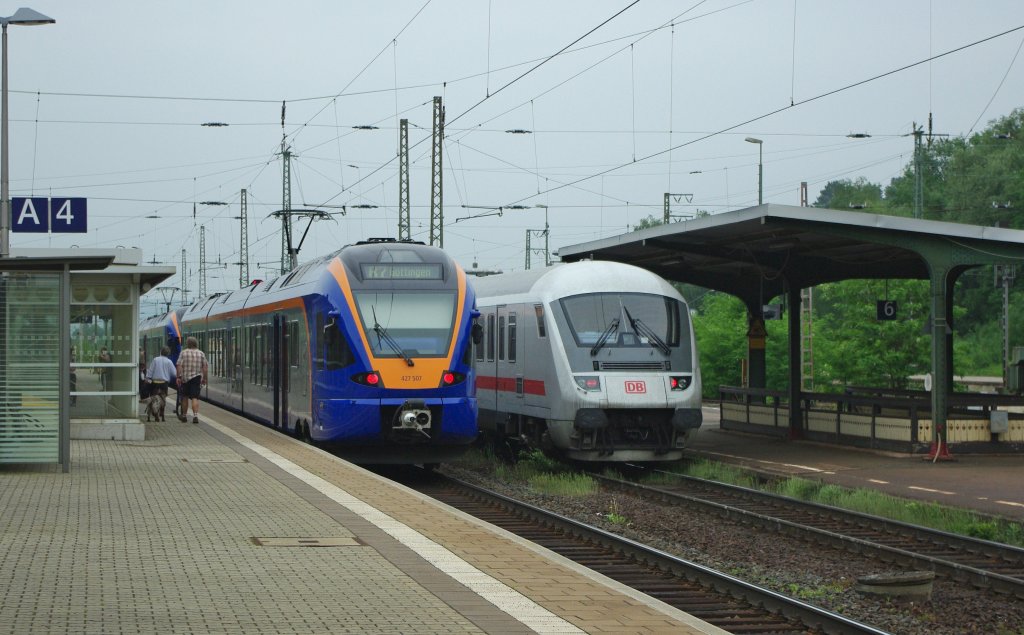 Hier mal ein kleiner Eindruck von den Umleitern! Die Cantus muss auf dem Weg nach Gttingen noch den IC vorbei lassen  der in Eichenberg, auf dem Weg nach Norden, durch   Gleis 5 vorbeizieht! Aufgenommen am 12.06.2010
