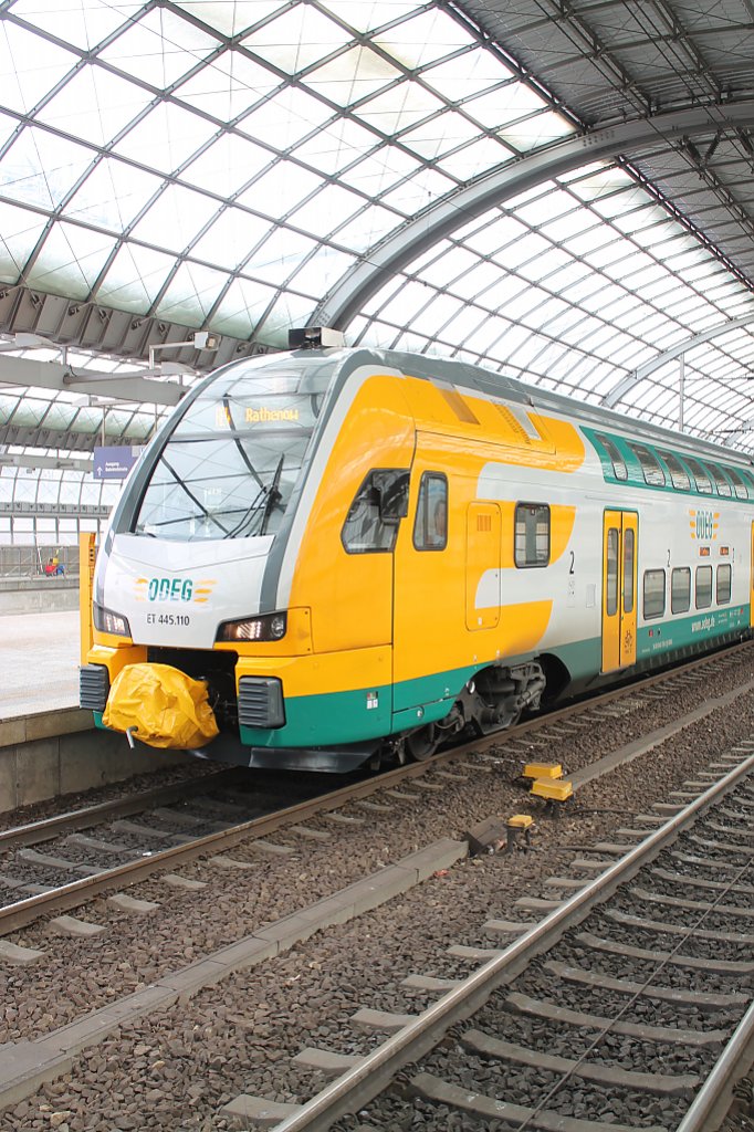 Hier eine Nahaufnahme des Triebkopfes des ODEG KISS am 23.2.13 in Berlin Spandau