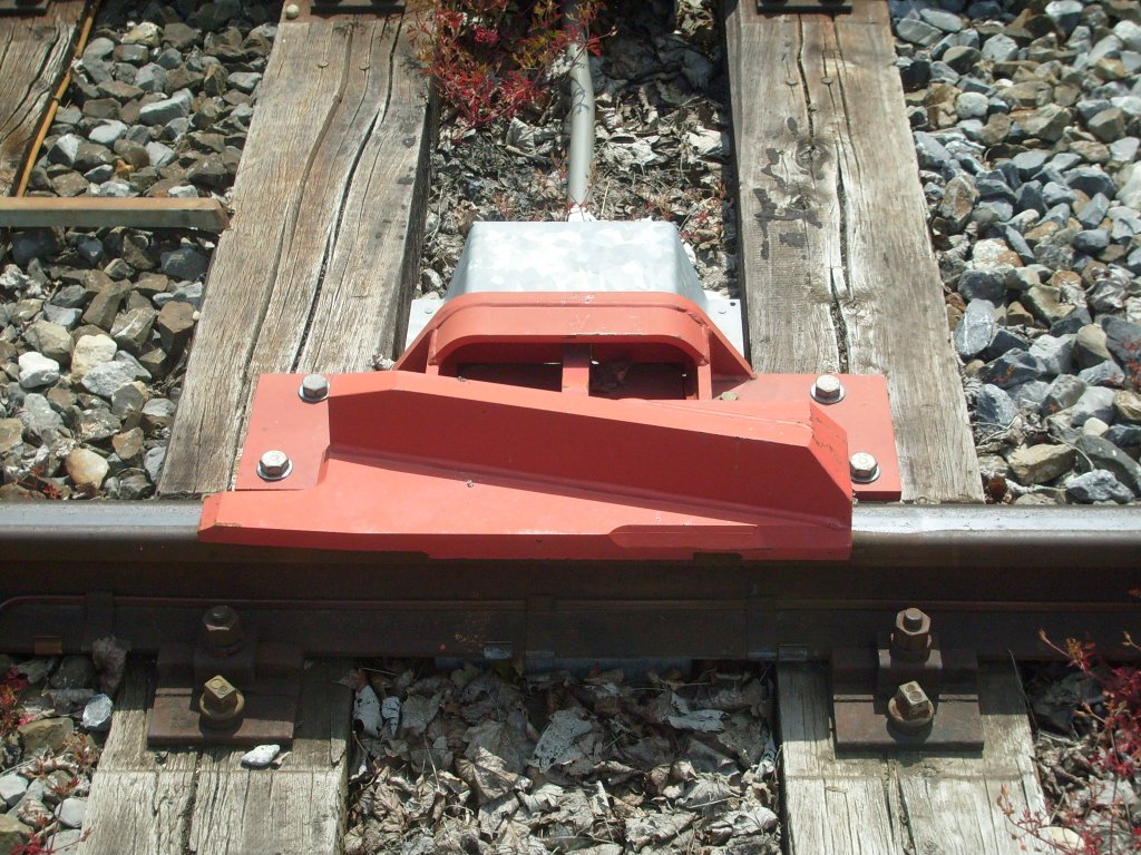 Hier die Nahaufnahme einer Entgleisungsvorrichtung die sich im Bahnhof Burgdorf Steinhof befindet. Aufgenommen am 22.5.