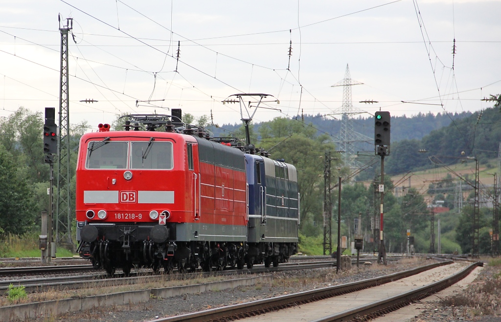 Hier noch der Nachschuss auf die 181er Fuhre aus Dessau nach Frankfurt. 181 218-9 und 181 201-5 auf �berf�hrungsfahrt. Aufgenommen am 15.07.2011 in Mecklar.