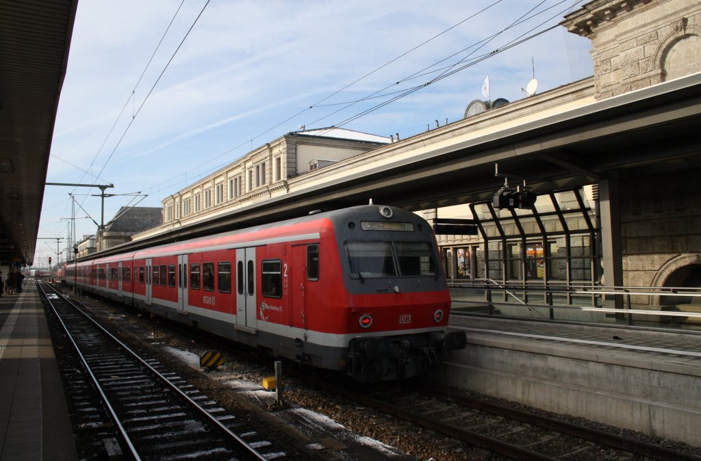 Hier eine S3 von Nrnberg Hbf. nach Roth, dieser Zug stand am 28.11.2010 in Nrnberg Hbf.