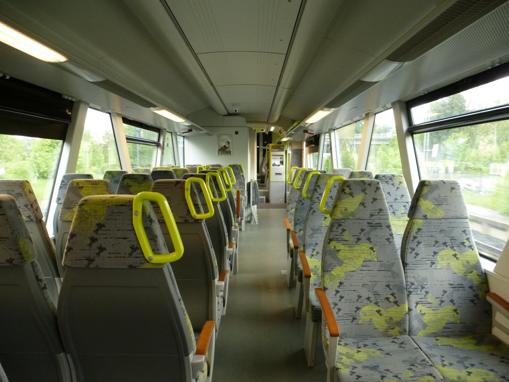 Hier sieht man die Inneneinrichtung eines Agilis VT 650, 22.05.13.