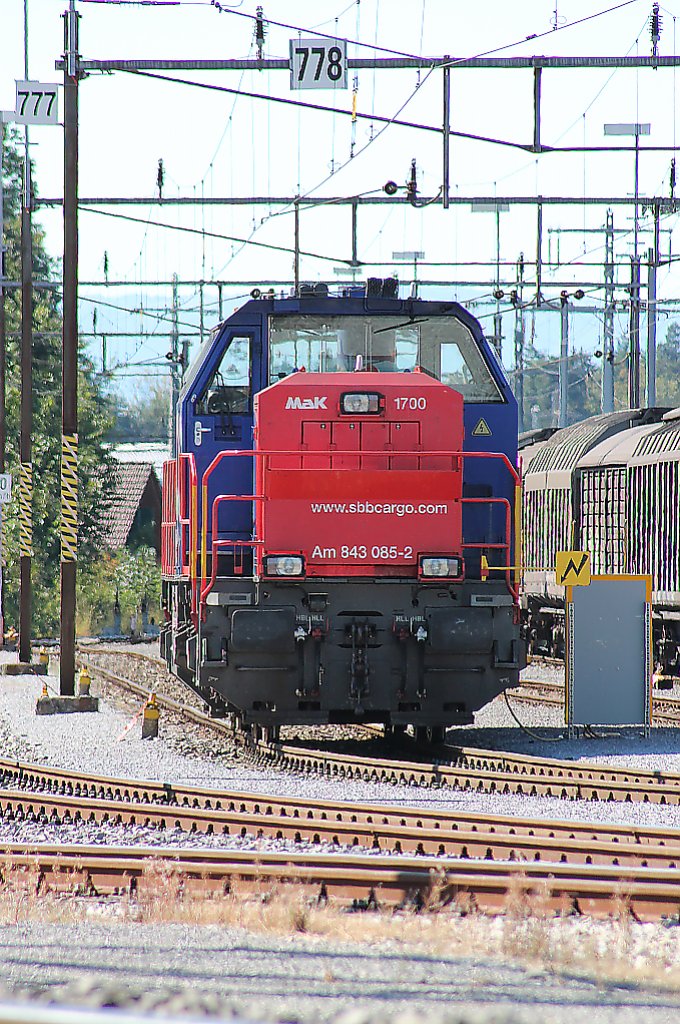 Hier steht Am 843 085 am 1.9. zur Sonntagsruhe in Burgdorf.