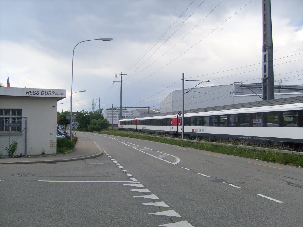 Hier verlsst eine EW IV Garnitur als IR nach Bern gerade Burgdorf am 22.5.