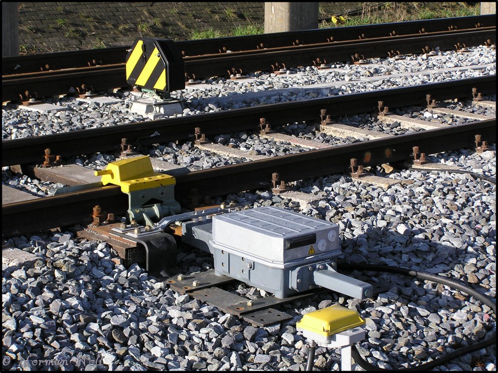 Hier zu sehen eine geschlossene Gleissperre in hhe der sogenannten lweiche, auf dem Industriestammgleis Wilhelmshaven. 25/03/2011