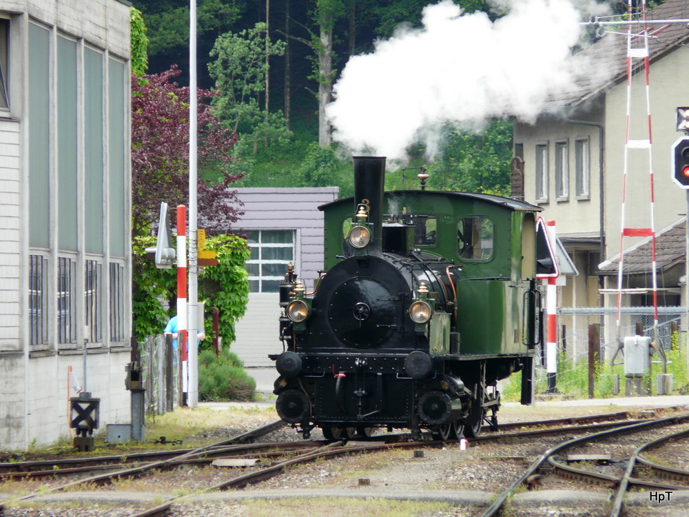 Hist.Seetal - Dampflok E 3/3 * BEINWIL * bei Rangierfahrt im Bahnhof Bremgarten West am 29.05.2010