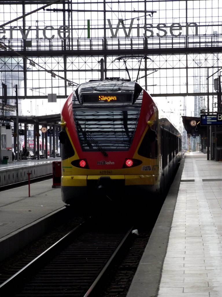 HLB Flirt (ET 429) verlsst Frankfurt am Main Hbf am 03.03.13 in Richtung Siegen