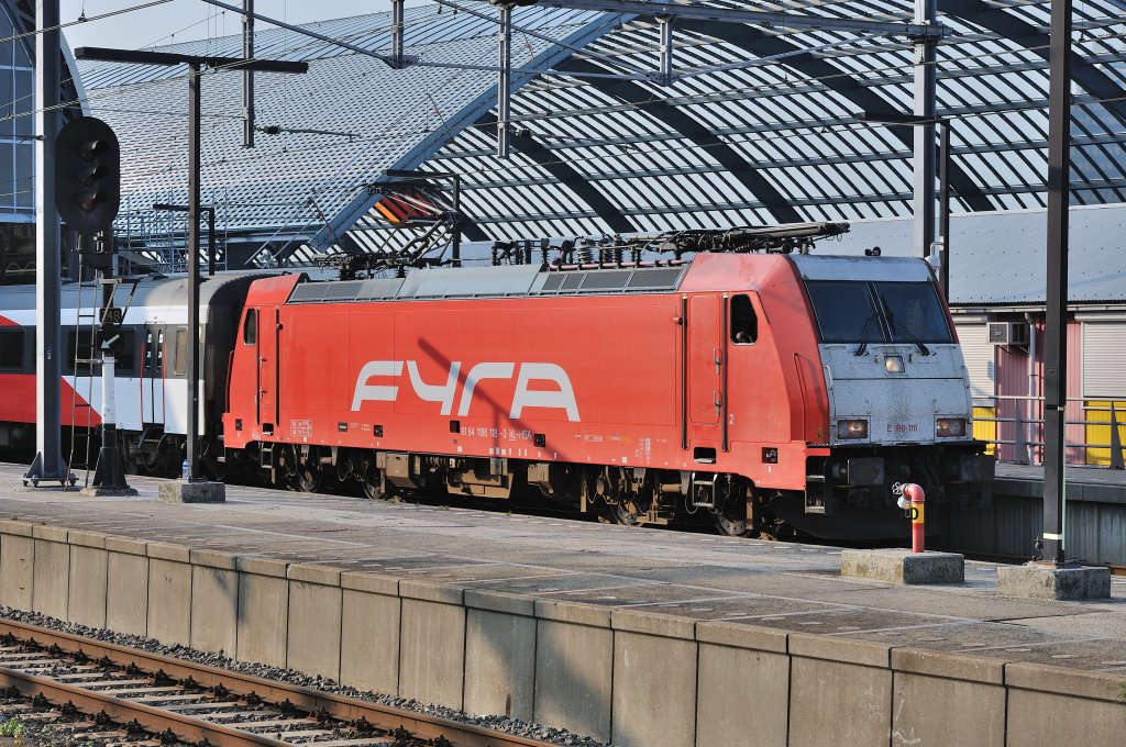 HSA (High Speed Alliance) 186 118 am 01/08/2011 mit ein IC nach Brussel am Amsterdam CS.