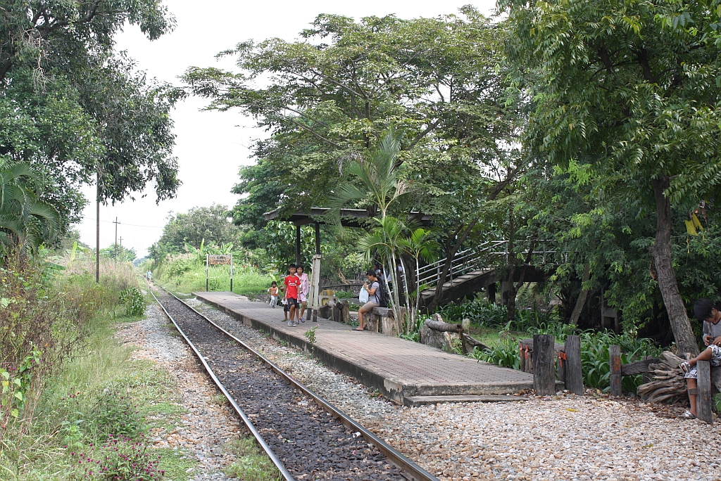 Hst. Sam Yaek, Blickrichtung Wongwian Yai, am 17.November 2012. 

