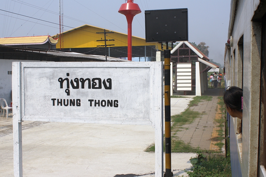 Hst. Thung Tong am 13.Mrz 2011.