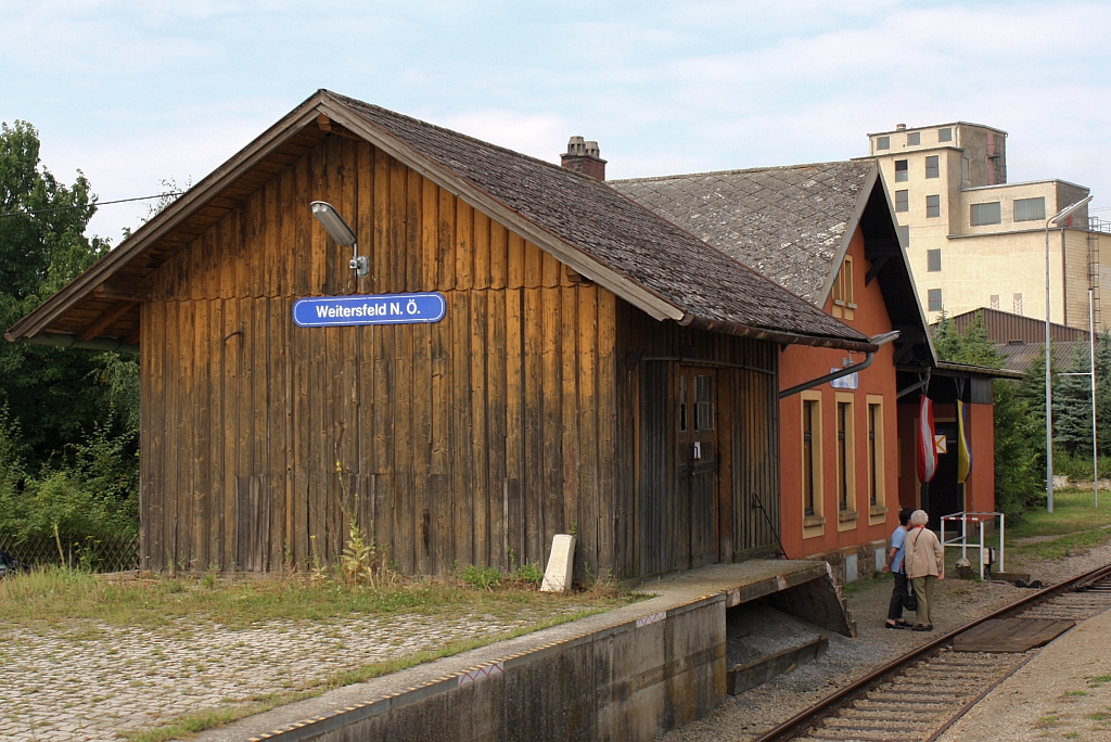 Hst. Weitersfeld am 31.Juli 2010.