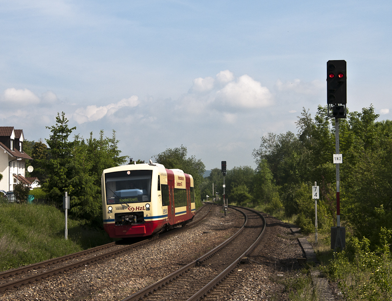 HzL 253 als HzL85920 (Stockach NE - Radolfzell) am 29. Mai 2010 in Stahringen.