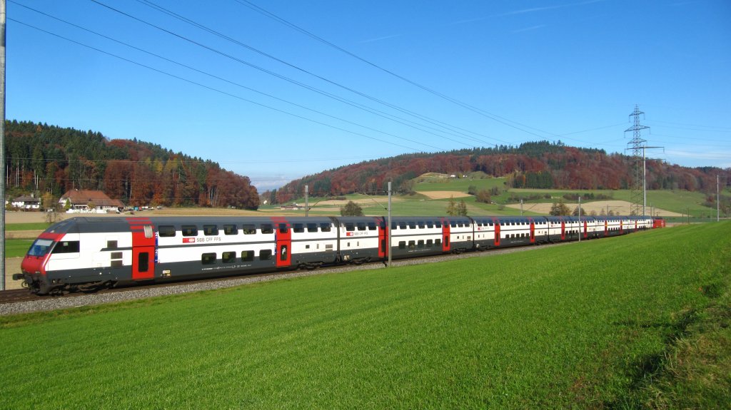 IC 2000 bei Bickigen am 04.11.2010