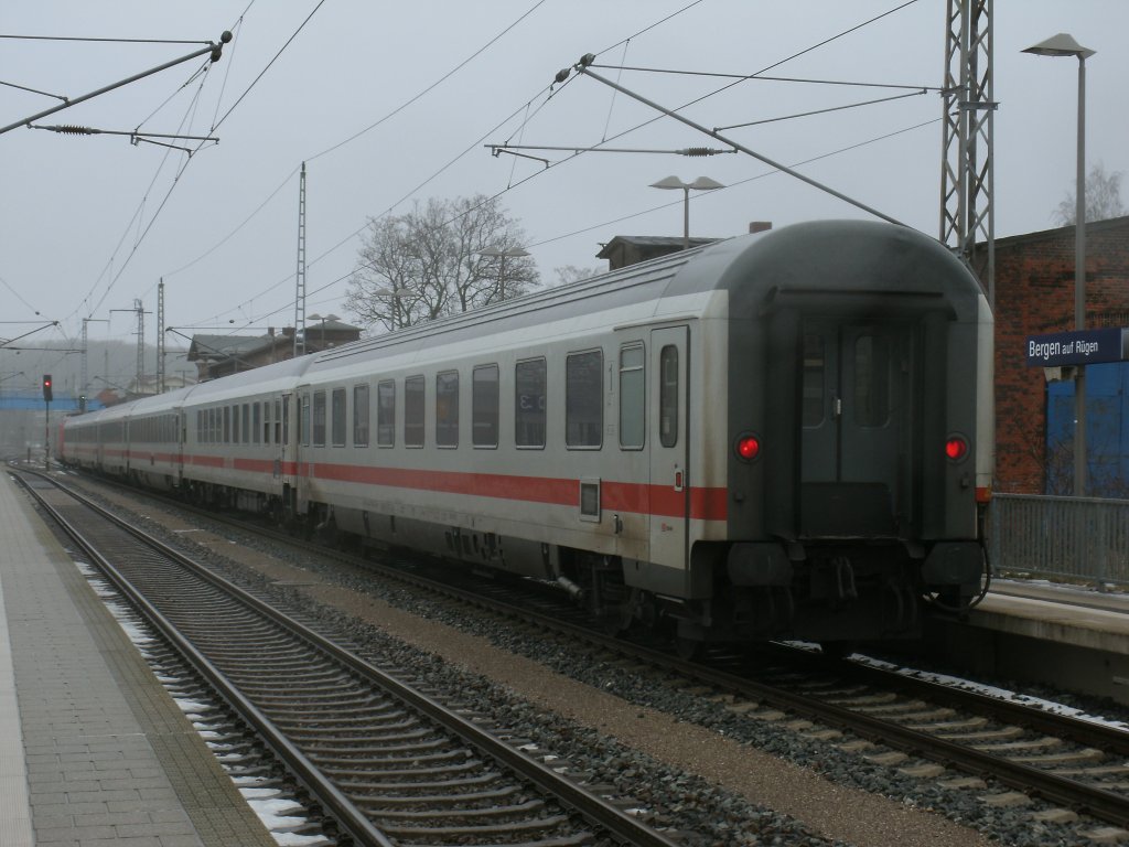 IC 2184 fuhr,am 18.Februar 2012,von Hannover nach Binz,ber Bergen/Rgen,ohne Steuerwagen.