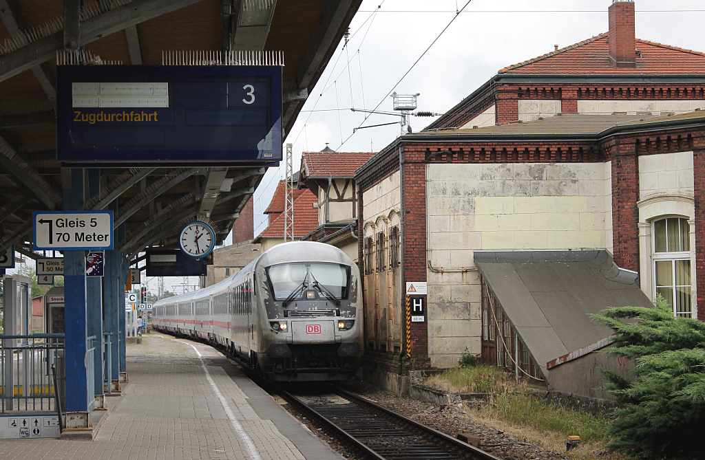 IC 2213  Rgen  von Ostseebad Binz nach Stuttgart Hbf geschoben von der 101 113-9 in Bad Kleinen am 24.06.2013