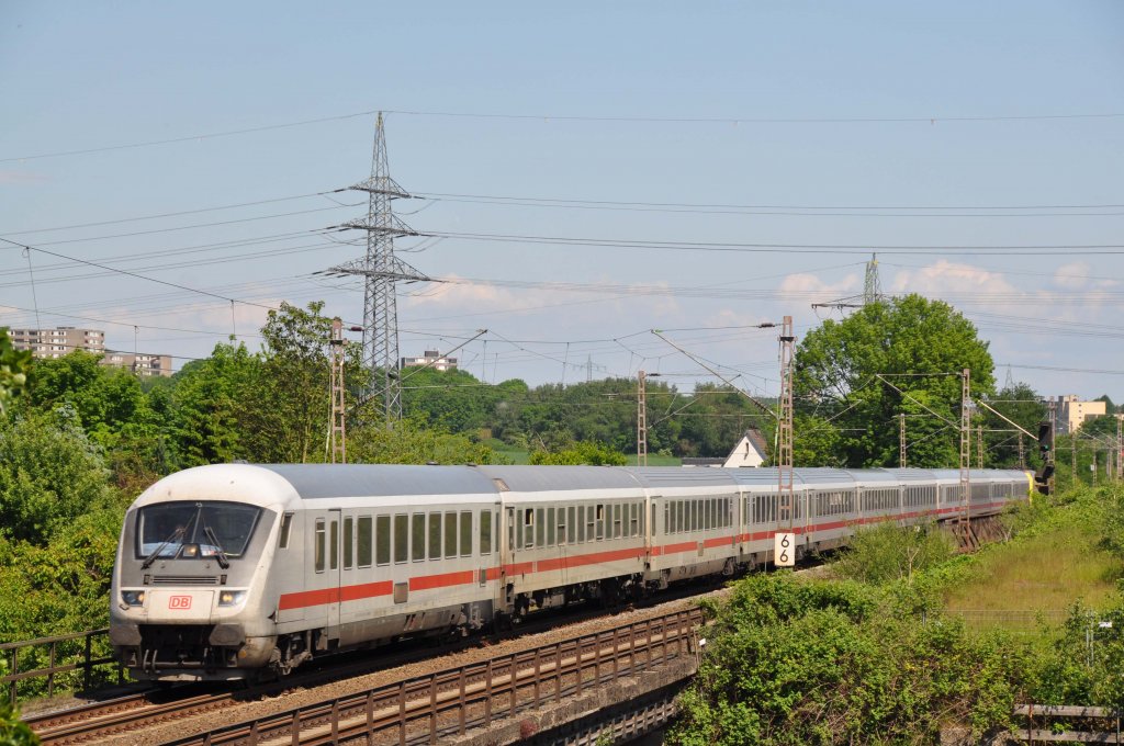 IC in richtung Dortmund beim Harkortsee in Hagen (27.05.2012)
