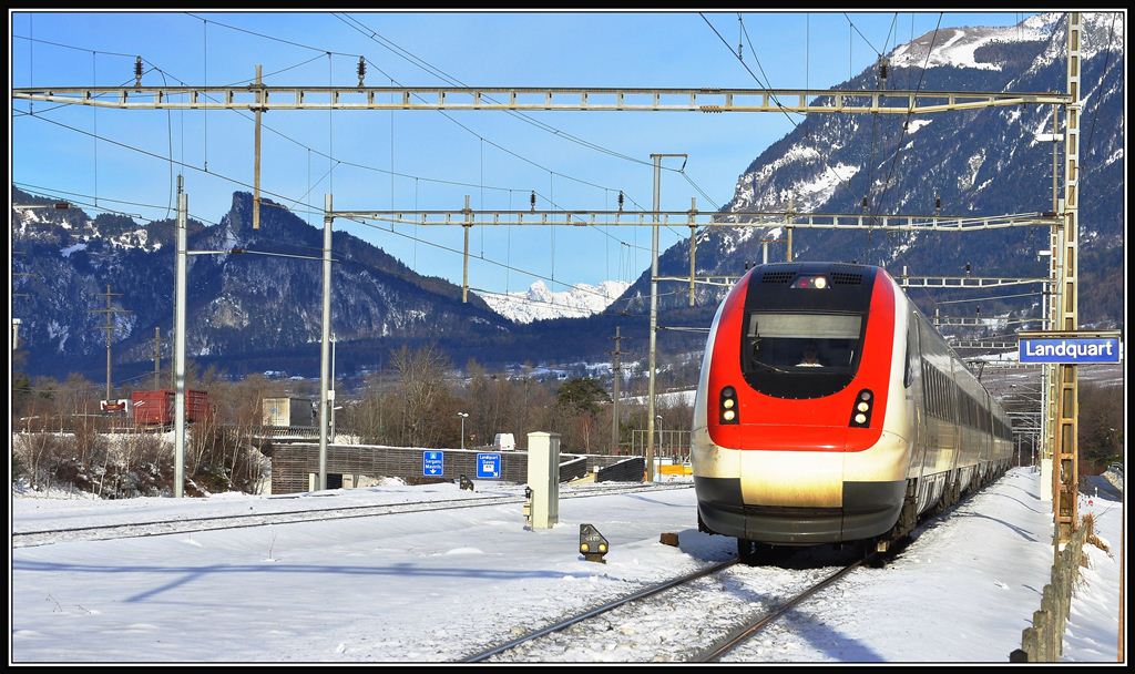 IC10765 trifft in Landquart ein. (14.12.20012)