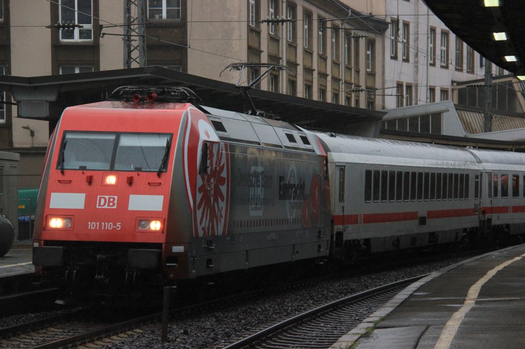 IC2029 Eintracht Frankfurt 101 110-5 am 31.08.2012 in Wuppertal Hbf.
