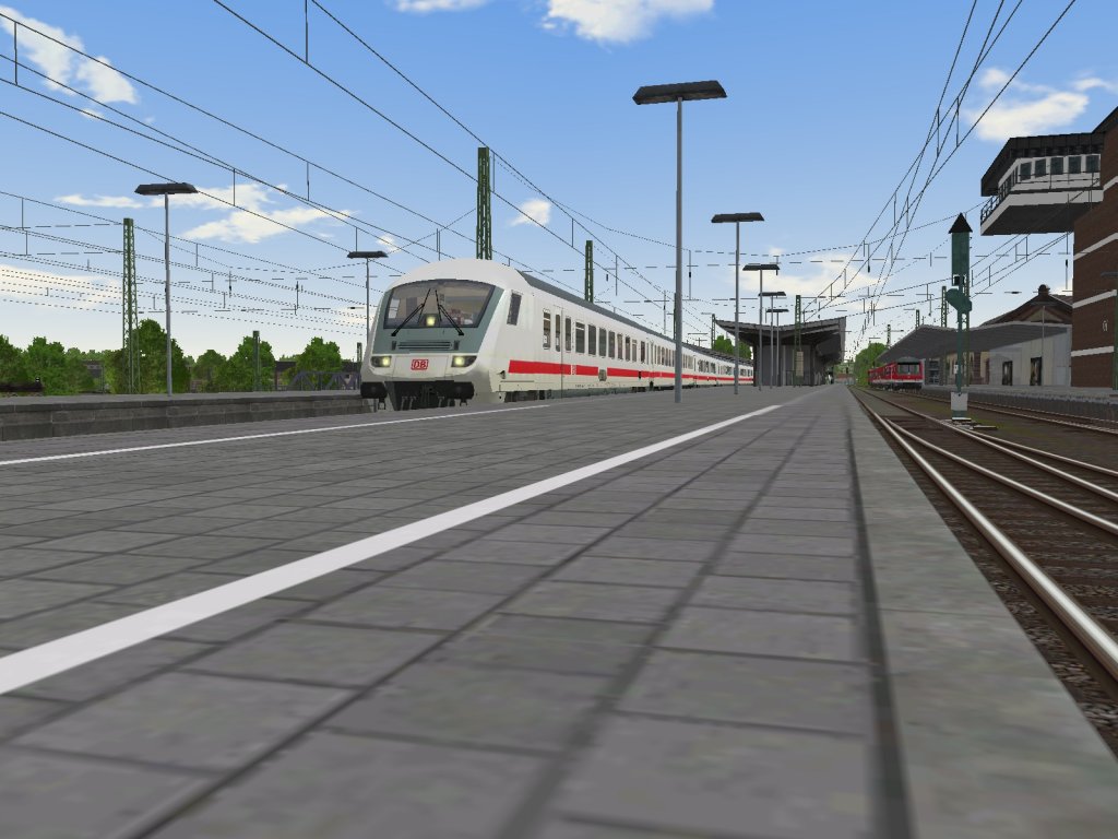 IC2322 beim Halt in Osnabrck Hbf.
GR13