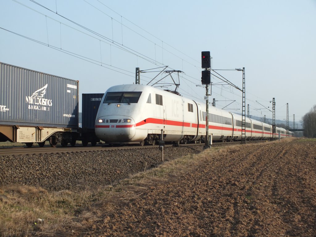 ICE 1 bei einer �berholung auf Gegengleis. (Fulda, 21.03.12)