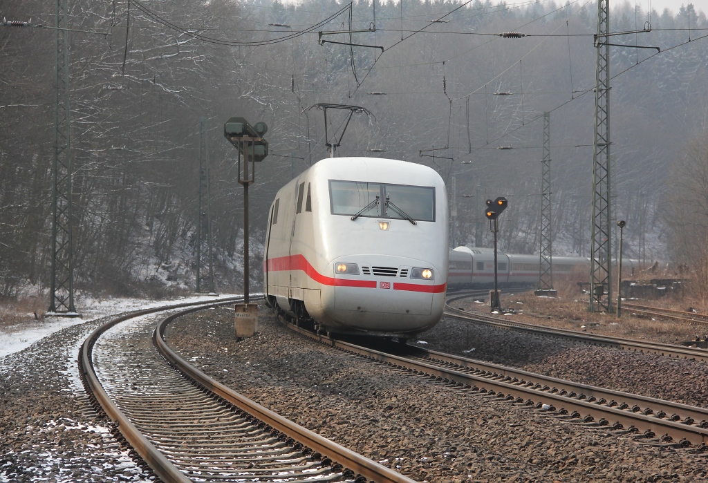 ICE 1-Umleiter in Fahrtrichtung Norden. Aufgenommen am 29.03.2013 in Cornberg.