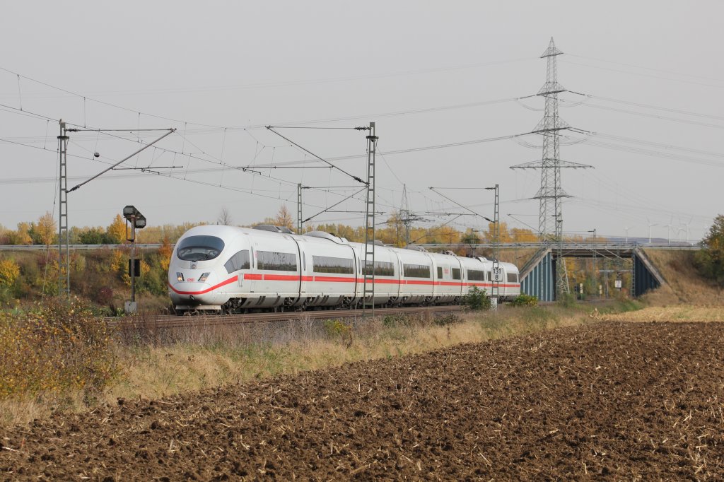 ICE 1224 von Mnchen nach Dsseldorf am Freitag Nachmittag den 19/10/12 durch Paderborn-Elsen.