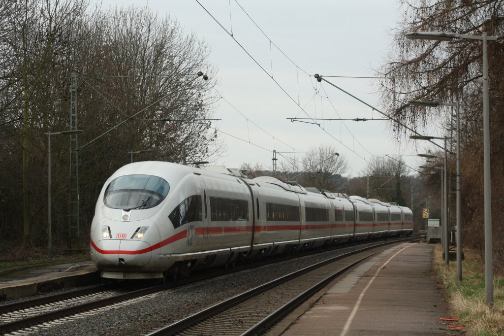 ICE 15 nach Frankfurt Main Hbf in Nothberg am 13.02.2011