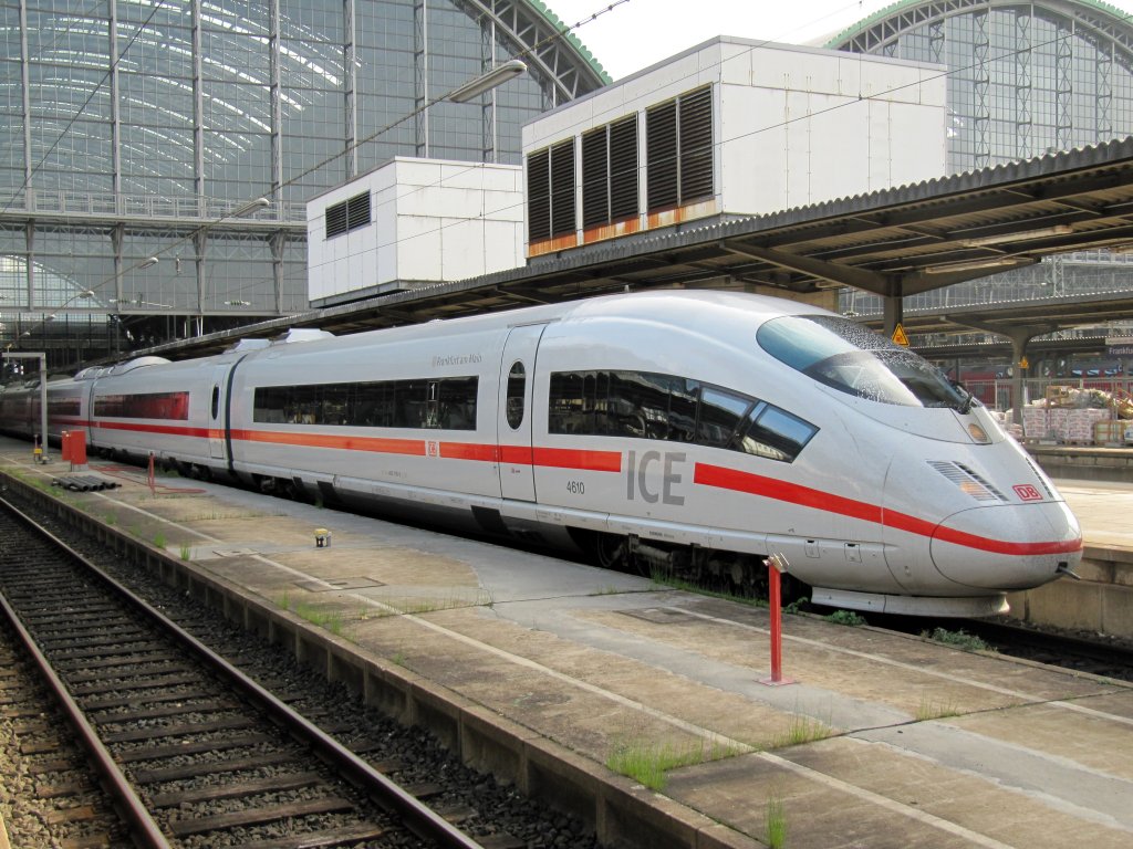 ICE 3  Frankfurt am Main  im Hbf. Frankfurt / Main am 07.10.2010 Gleis 19.