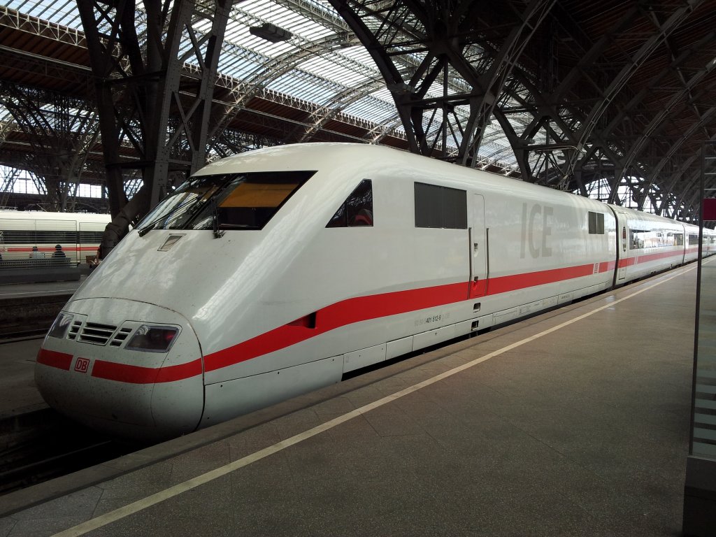 ICE 890 von Leipzig Hbf nach Hamburg-Altona.Aufgenommen am 01.08.2012 in Leipzig Hbf