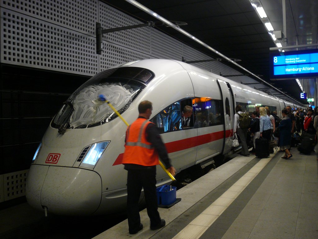 ICE nach Hamburg Altona am 13.5.2008 in Berlin Hbf