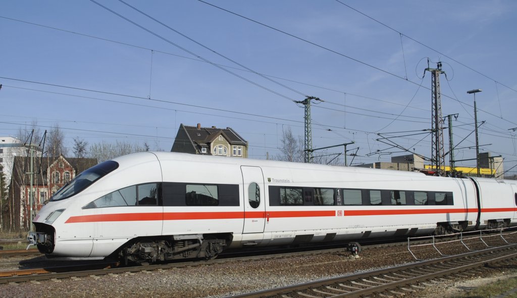 ICE T BR 411 in Lehrte am 27.03.2012.