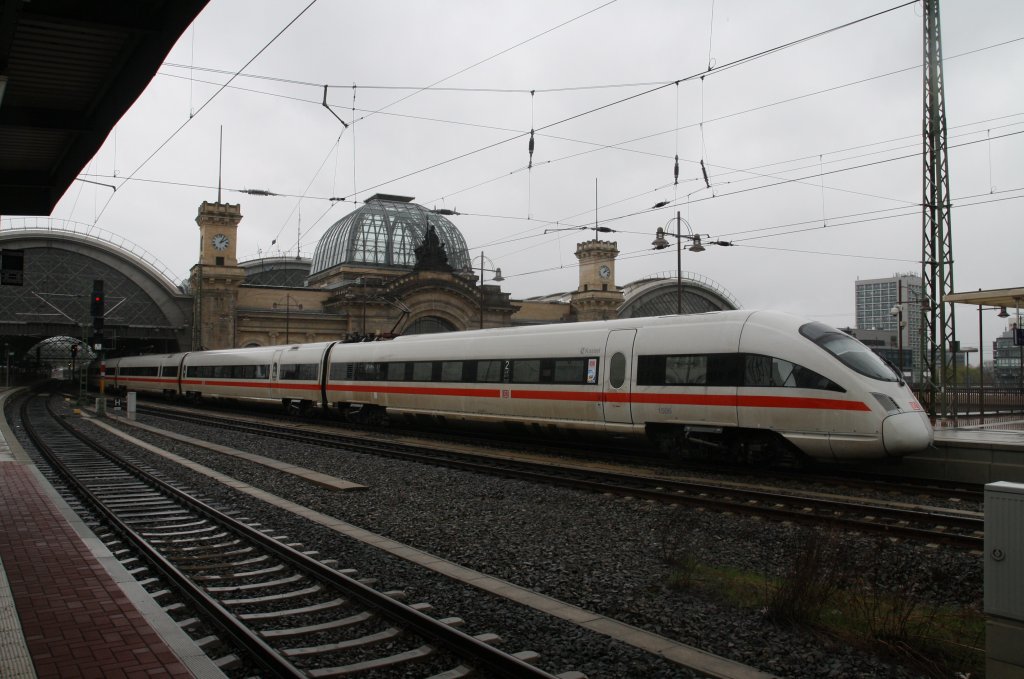Ice-T ``Kassel`` endet seine fahrt von Frankfurt am Main in Dresden HBF am 13.4.2011. Nach kurzem aufenthalt geht die Fahrt zurck nach Frankfurt, ber Leipzig, Weimar, Erfurt, Fulda.