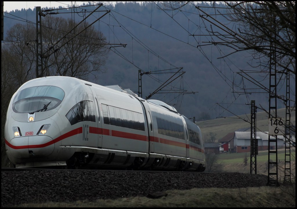 ICE (Westerland) nach Dsseldorf am 31.03.13 bei Hermannspiegel