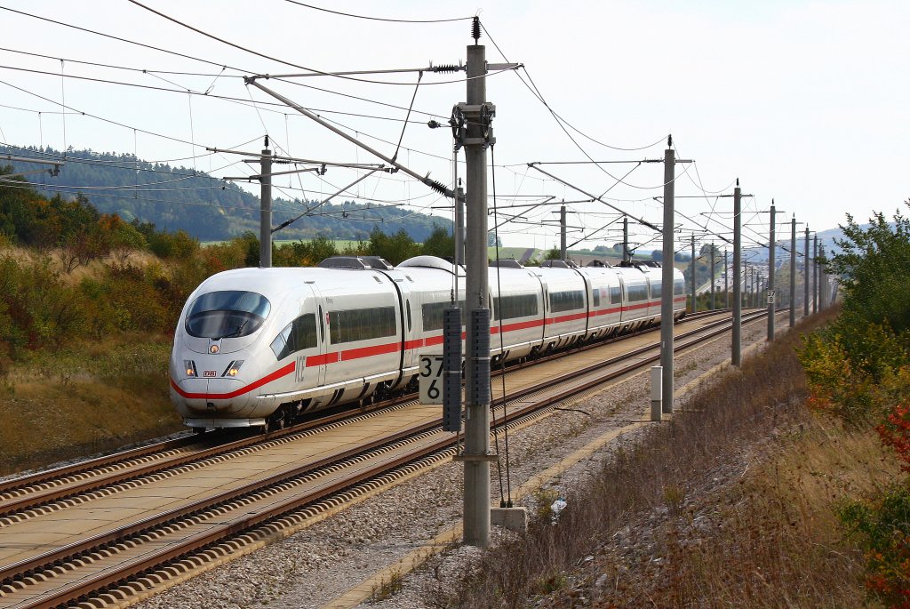 ICE3 mit 300km/h auf der Neubaustrecke Ingolstadt - Nrnberg bei Hilpoltstein - 06/10/2012