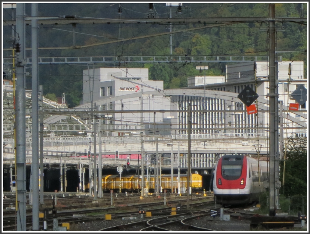 ICN in der Abstellanlage des Bahnhofs Chur. (11.10.2012)
