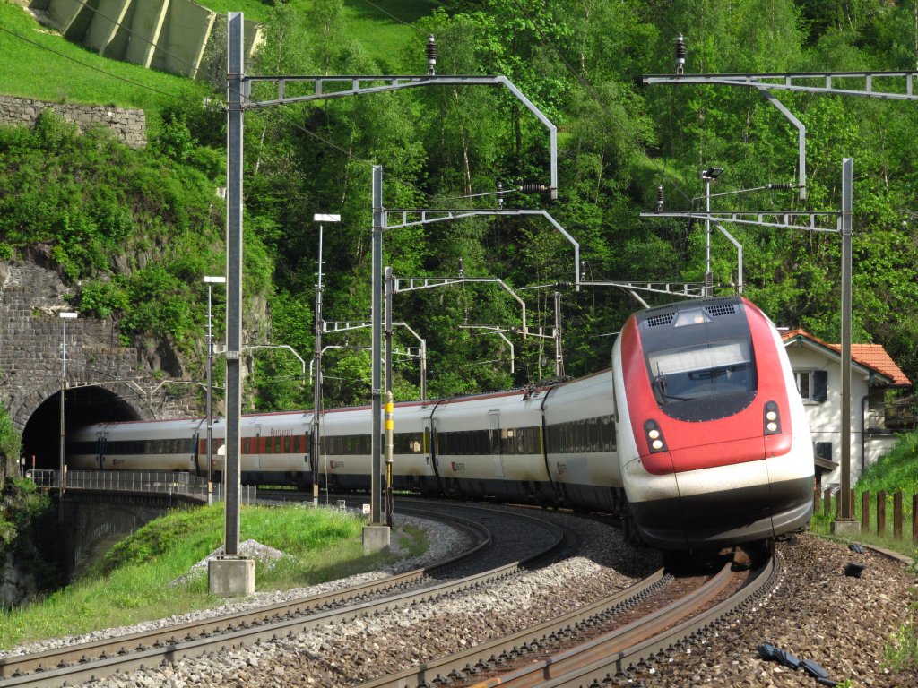 ICN in der Fotokurve bei Wassen am 29.05.2010