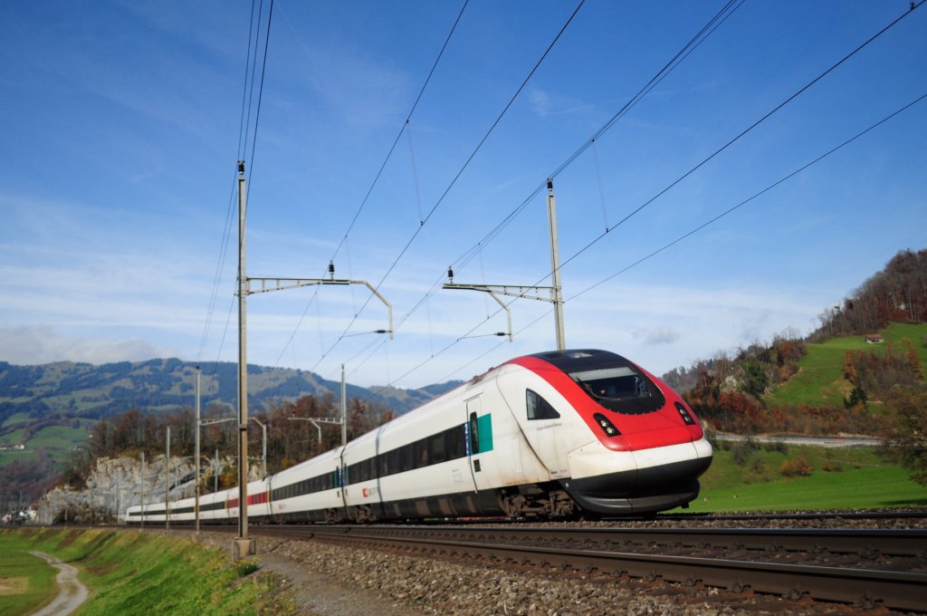 ICN nachLugano bei Schwyz am 06.11.2010