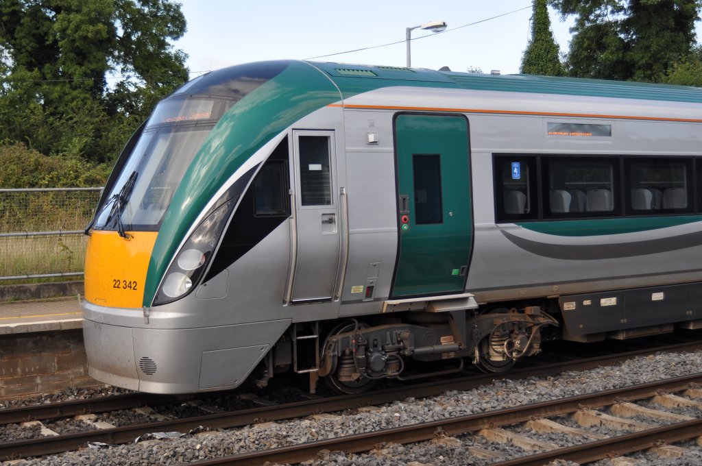 IERLAND sep 2009 KILDARE treinstel 22342/22242 6 delig