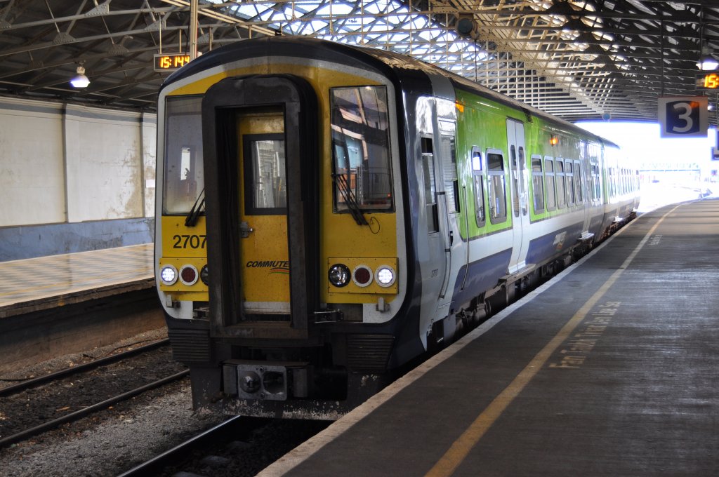 IERLAND sep 2009 LIMERICK treinstel 2707/2708