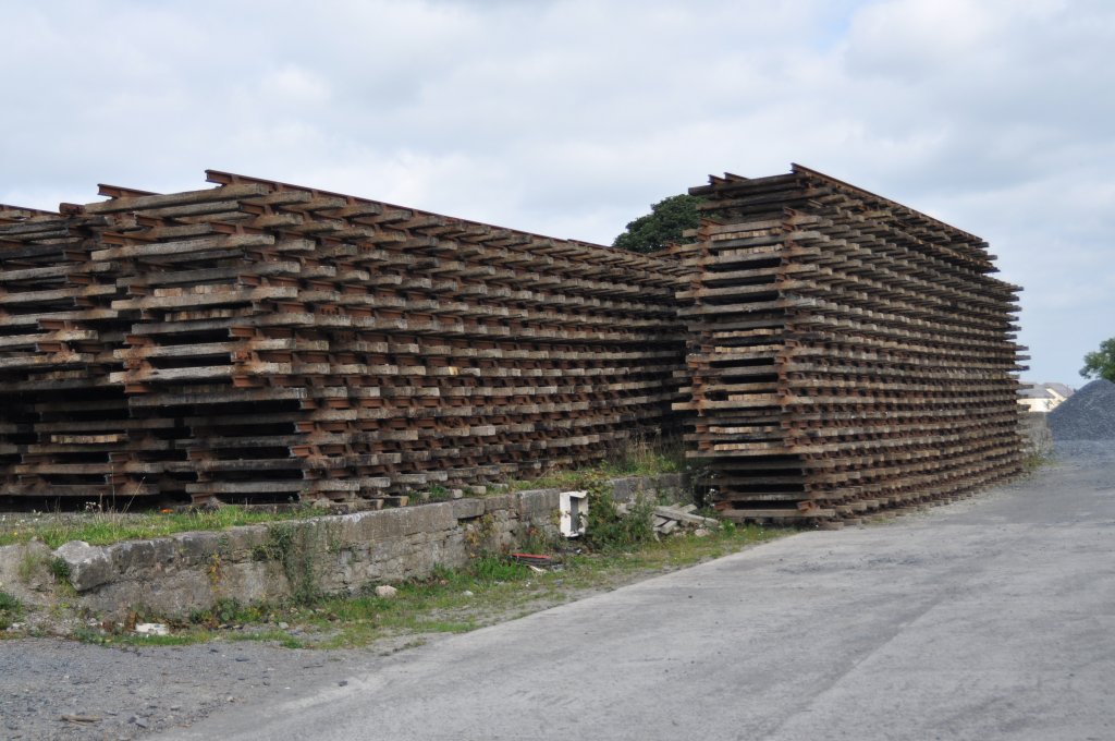 IERLAND sep 2009 NENAGH STATION oude rail
