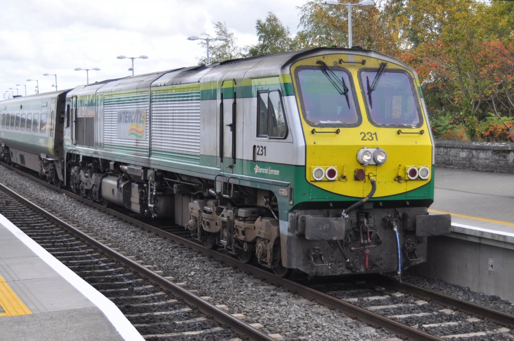 IERLAND sep 2011 PORTARLINGTON LOC 231 met personentrein