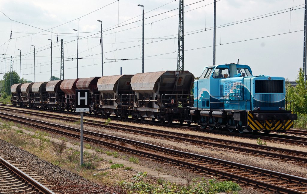 Im Bahnhof Bitterfeld stand am 14.05.11 diese MaK 1200 der Hafen Halle GmbH.
