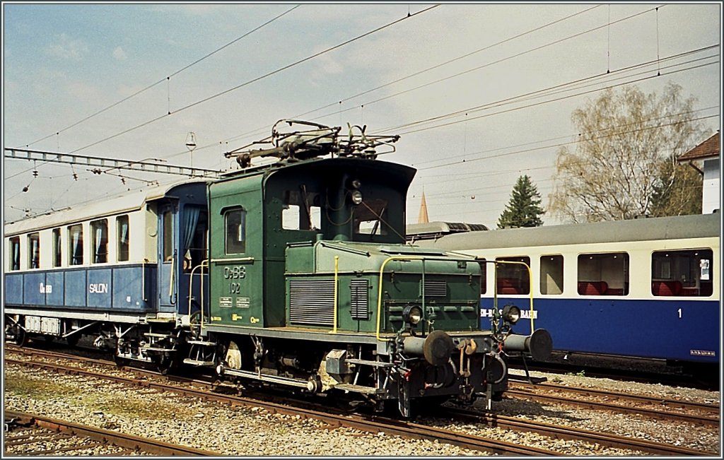 Im Mai 2001 konnte ich den leider abgebgelten Ce 2/2 102 der OeBB in Balsthal ablichten.
(Analoges Foto ab CD)
