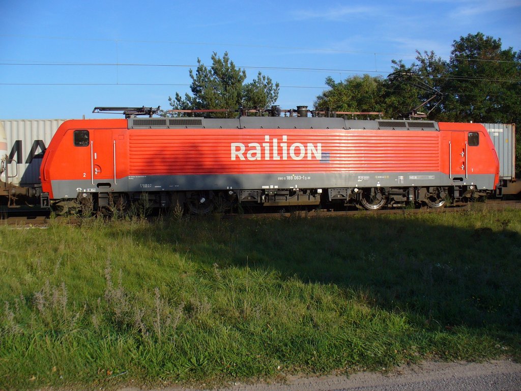 Im Portrait die 189 063-1 am 21.09.2011 in Wiesental