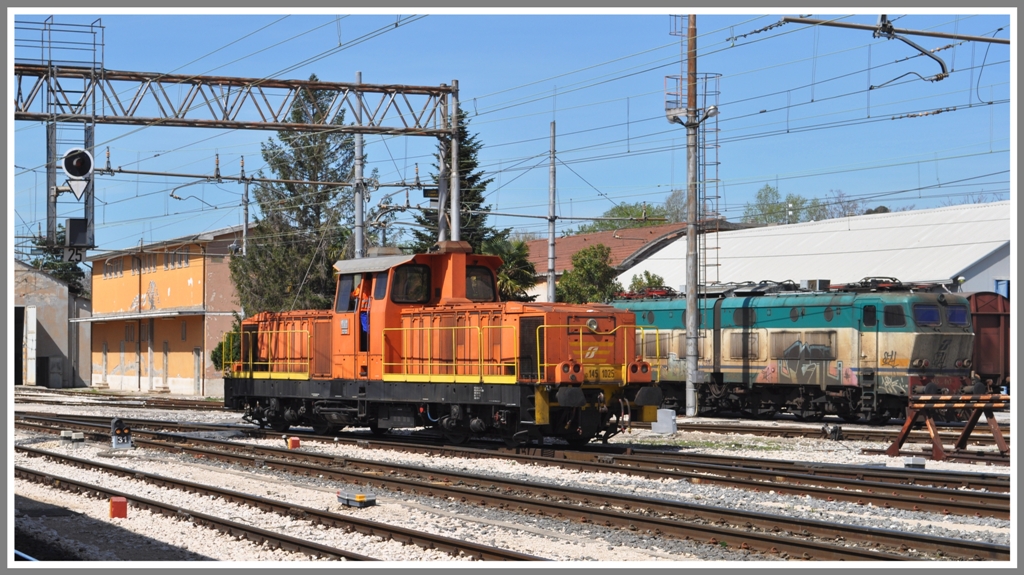 Im Regionalzug von Milano nach Lecce. 3.Tag (07.04.2011)
145 1025 in Terni.