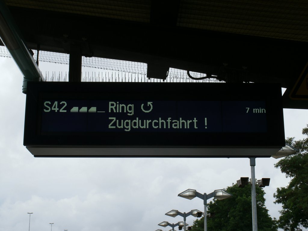 In 7min konnte man,am 14.Juli 2012,von Berlin Innsbrucker Platz komplett den Berliner S-Bahnring fahren.